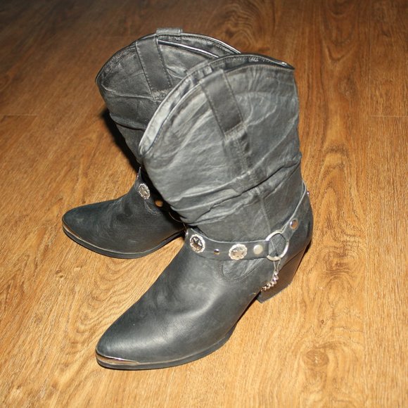 Handcrafted Dingo Black Faux Leather Western Cowgirl Boots size 9 wide - Picture 2 of 9